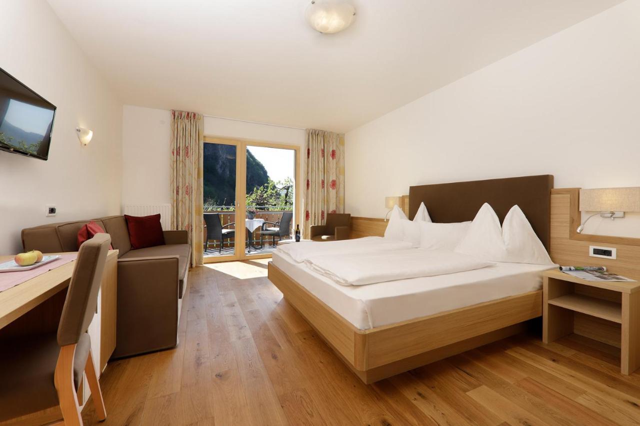 Hotel Neuhausmuehle Vilpiano Exteriör bild