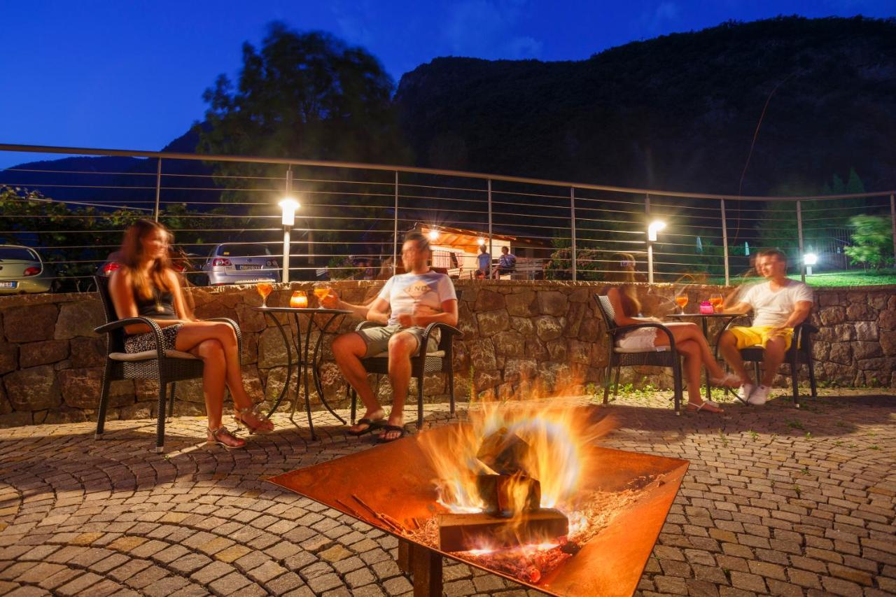 Hotel Neuhausmuehle Vilpiano Exteriör bild