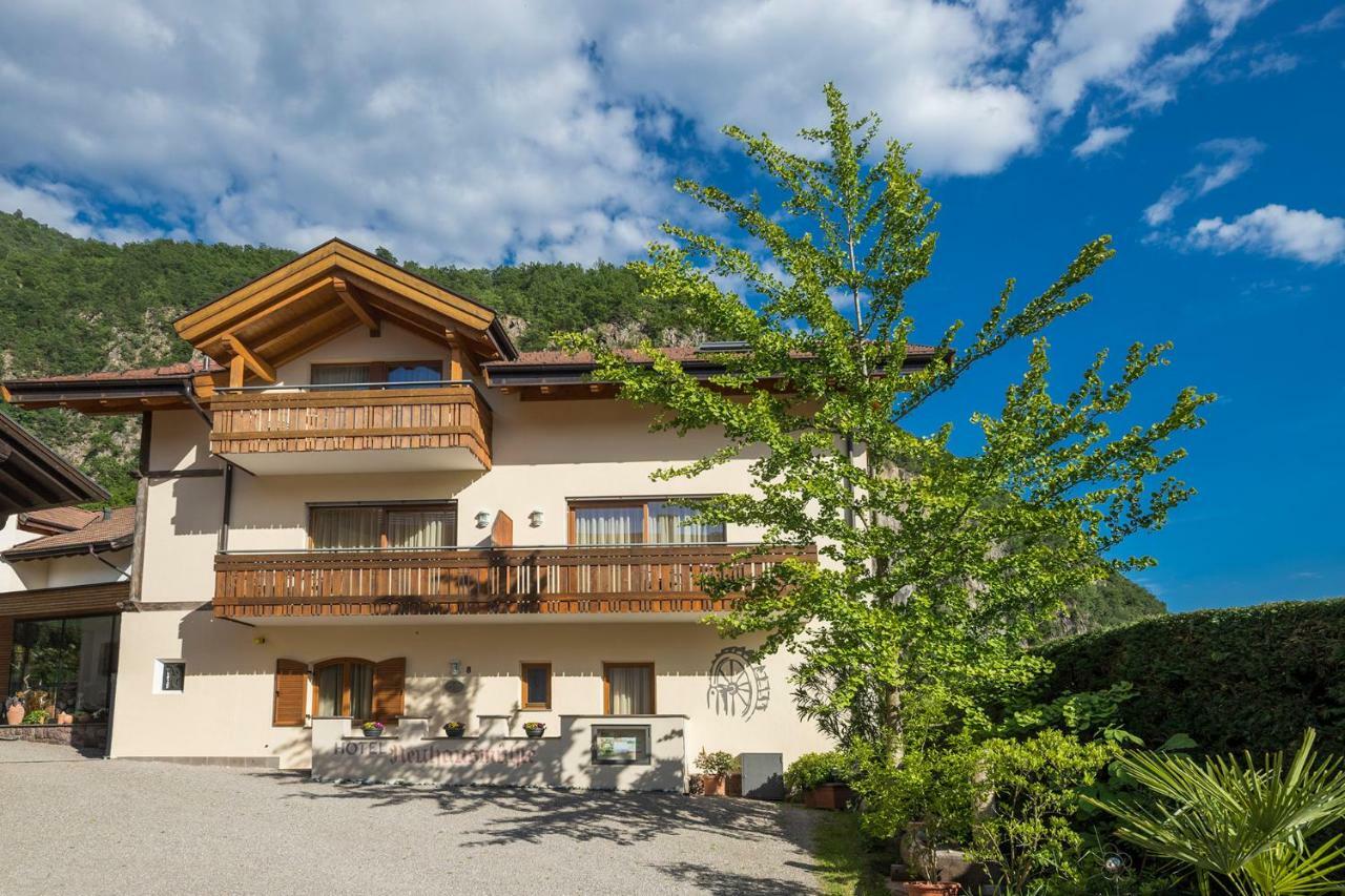 Hotel Neuhausmuehle Vilpiano Exteriör bild